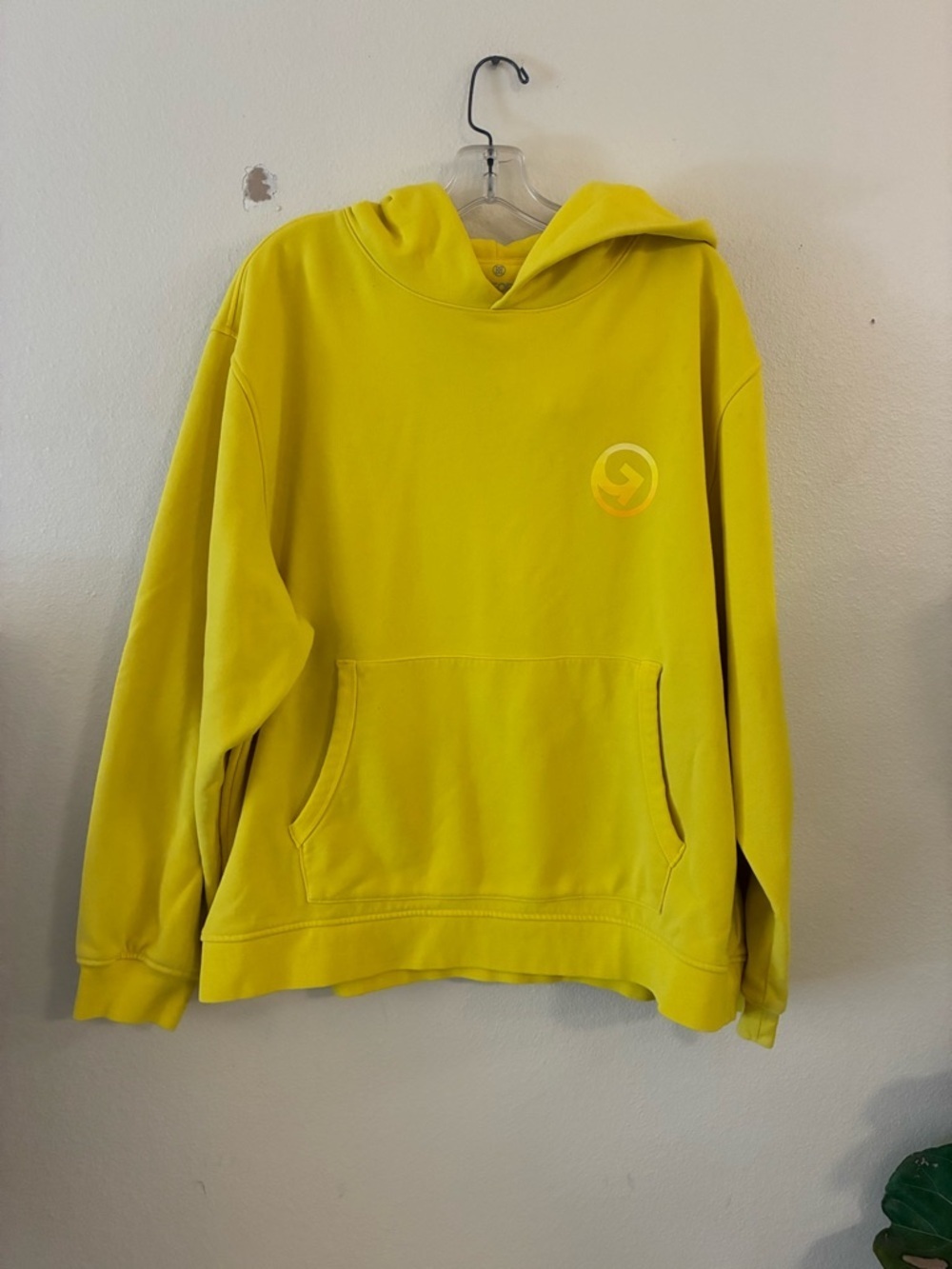 G/FORE Men's Gradient Circle G's Oversized Hoodie in Cyber Yellow Size L - Picture 2 of 8
